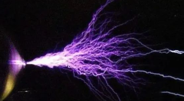 浪涌后備保護(hù)器-滅弧 浪涌后備保護(hù)器-滅弧