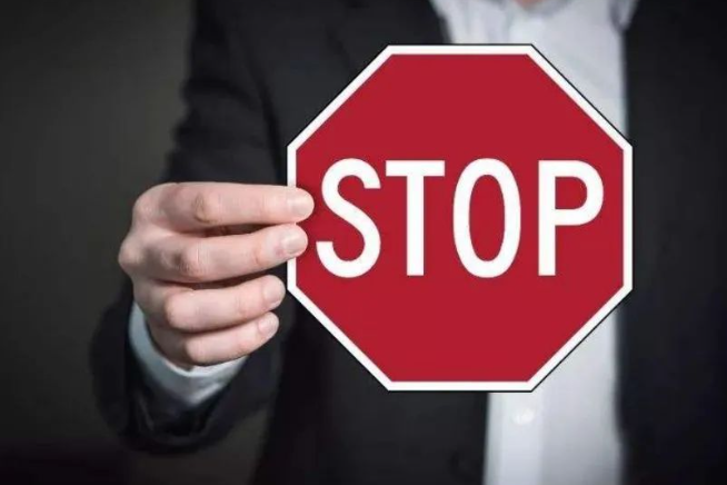 雷電預(yù)警系統(tǒng)助力油庫(kù)安全：解決油庫(kù)雷擊火災(zāi)隱患