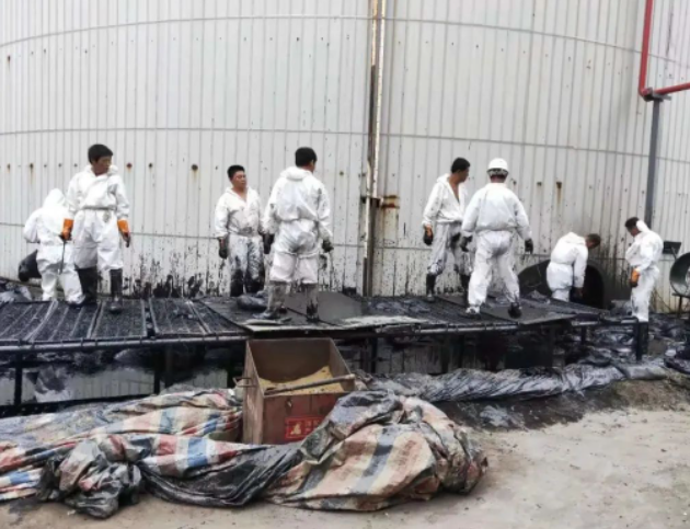 雷電預(yù)警系統(tǒng)助力油庫(kù)安全：解決油庫(kù)雷擊火災(zāi)隱患