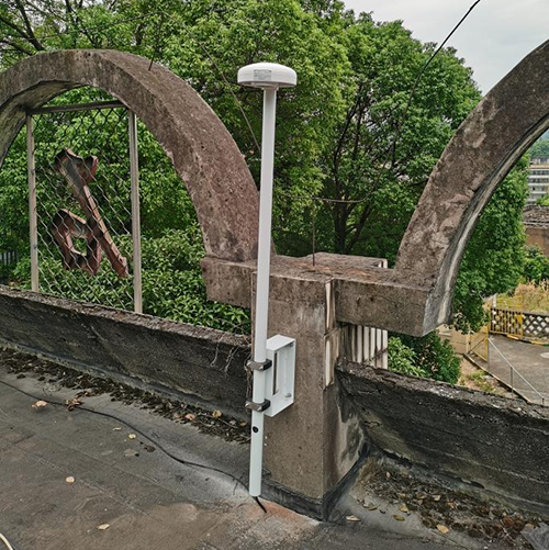 江西油庫雷電預(yù)警系統(tǒng)安裝圖.jpg 江西油庫雷電預(yù)警系統(tǒng)安裝圖.jpg